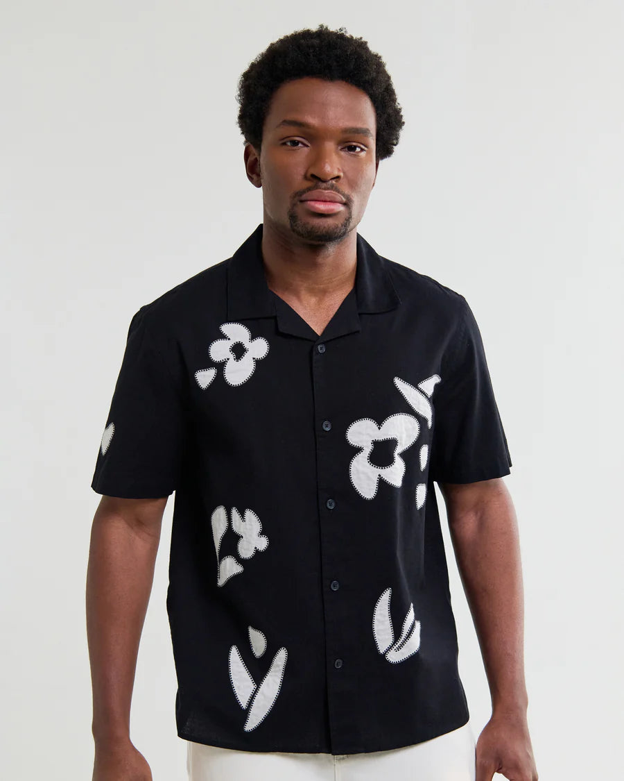 Didcot -Abstract Applique Short-Sleeve Shirt- Black and Beige