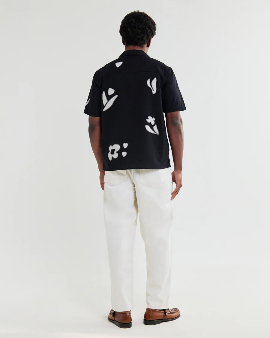 Didcot -Abstract Applique Short-Sleeve Shirt- Black and Beige