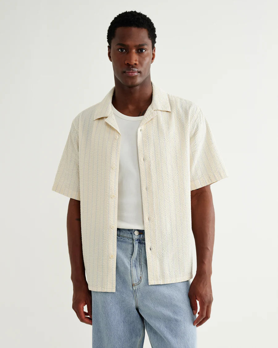 Didcot - Seersucker Stripe Short-Sleeve Shirt- Ecru and Blue